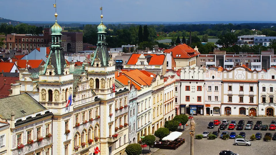 Pernštýn Square in Pardubice (view from the Green Gate tower).